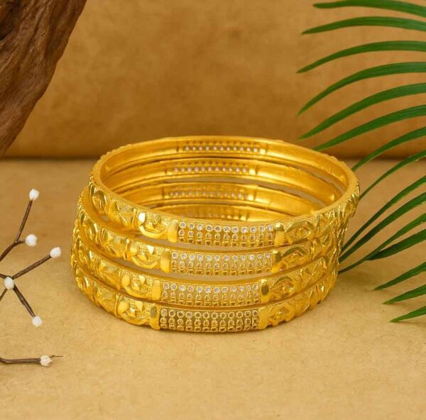 Imperial Gold Elegance Bangle Set